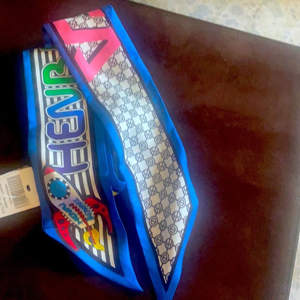 Henri Bendel Scarf